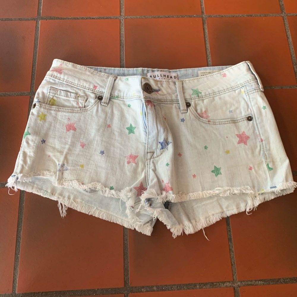 Bullhead Frayed Jean Shorts with Stars